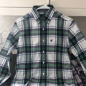 Men’s American eagle button up plaid extra small